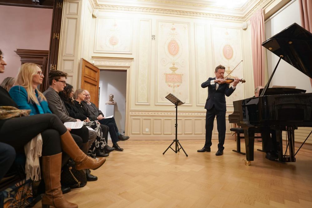 ph_concert_series__ivan_ženatý___martin_kasík_11