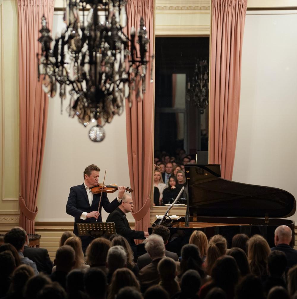 ph_concert_series__ivan_ženatý___martin_kasík_8