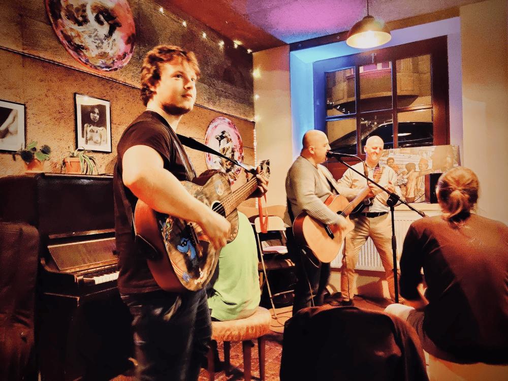 d1456f98_a67a_4c6b_a65a_2af0987b