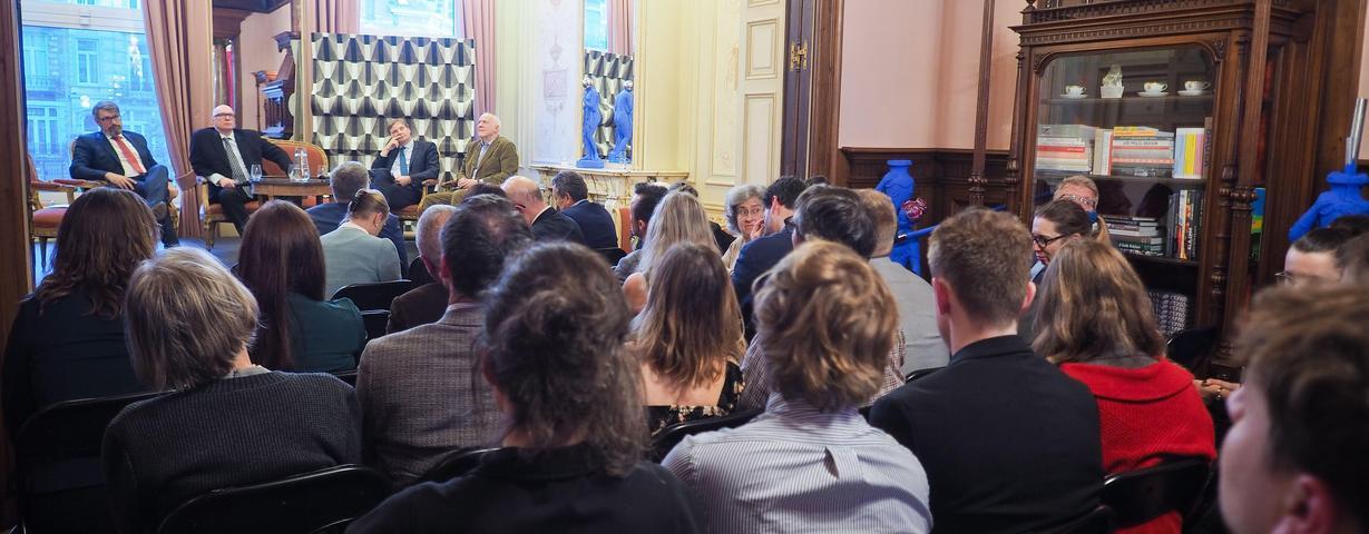 debate__integration_of_ukraine_into_the_eu_and_nato