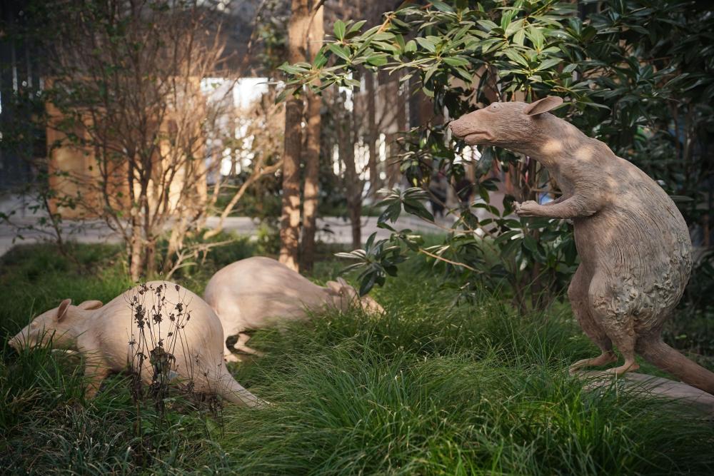 czech_artists_exhibit_at_the_sculptura__2_festival_3