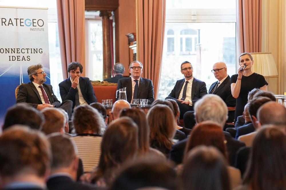 debate__atlantic_relations_in_crises_1