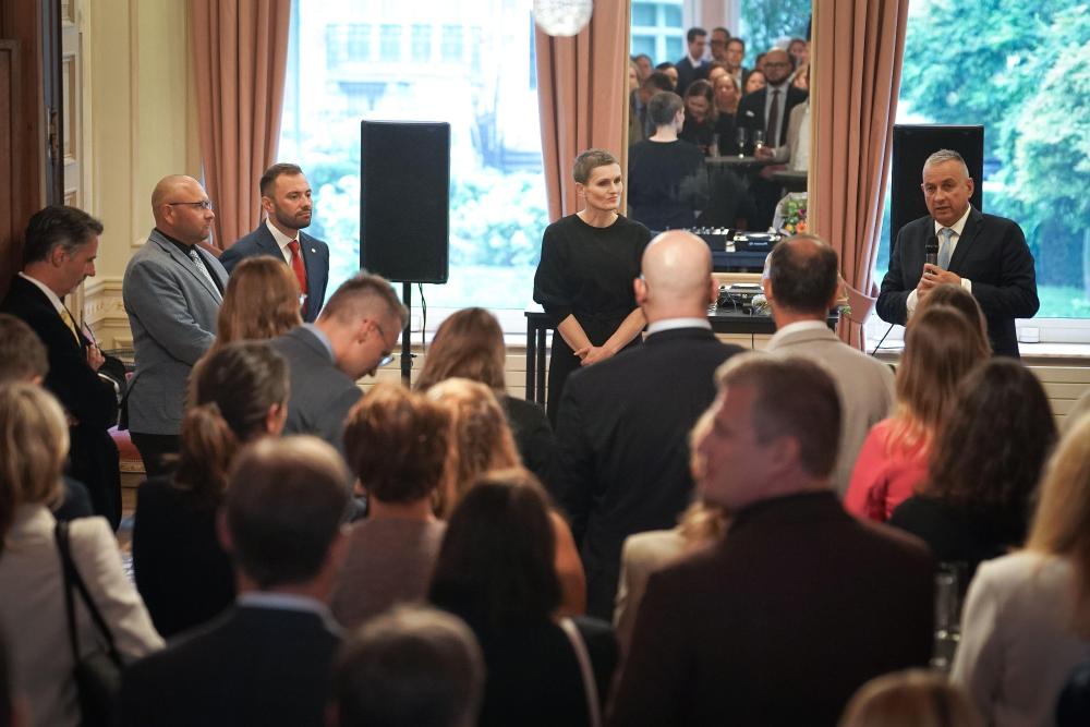 meeting_with_the_candidate_for_european_commissioner_jozef_síkela_7