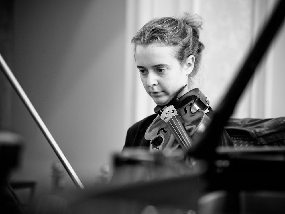 ph_concert_series__piano_trio_aries_3