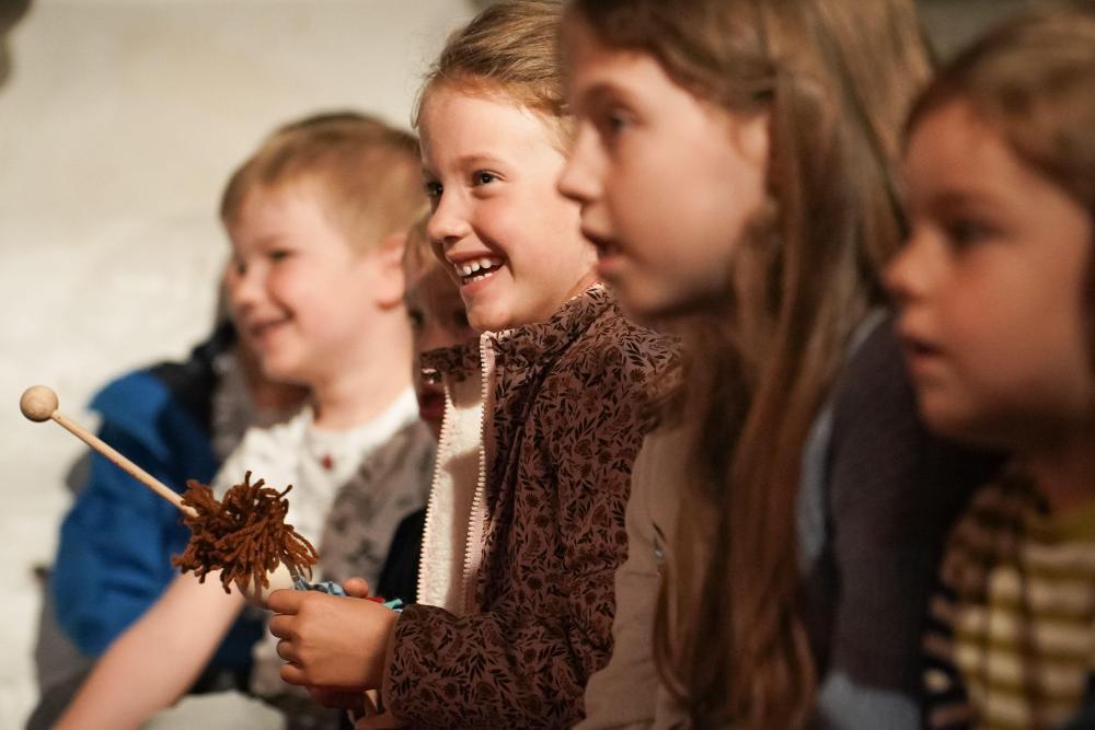 prague_theatre_b_at_the_prestigious_jem_international_puppet_festival_4