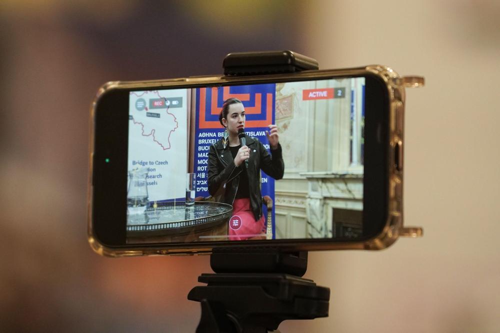 science_café__gene_editing___nanorobots_4