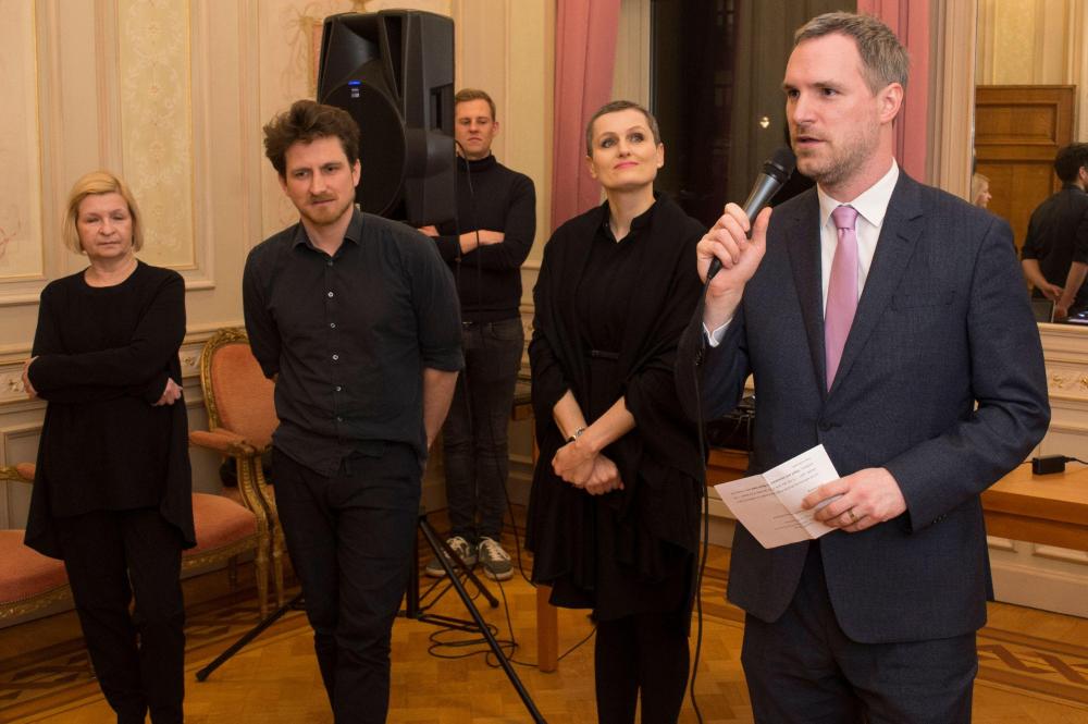 the_festive_opening__richard_loskot__object_and_consciousness__10