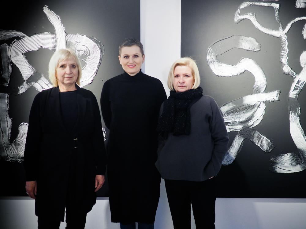 the_festive_opening_of_the_exhibition_black___white_1