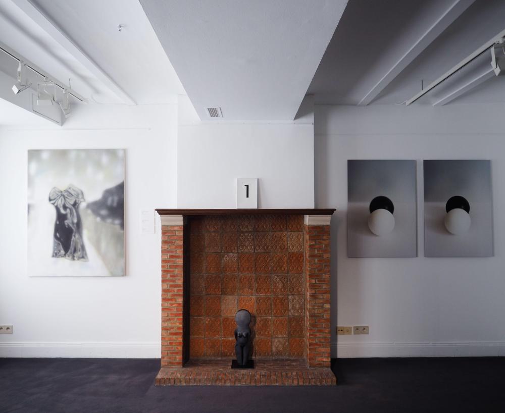 the_festive_opening_of_the_exhibition_black___white_5