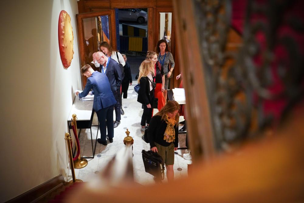 the_festive_opening_of_the_exhibition_vladimír_kokolia__1984_2