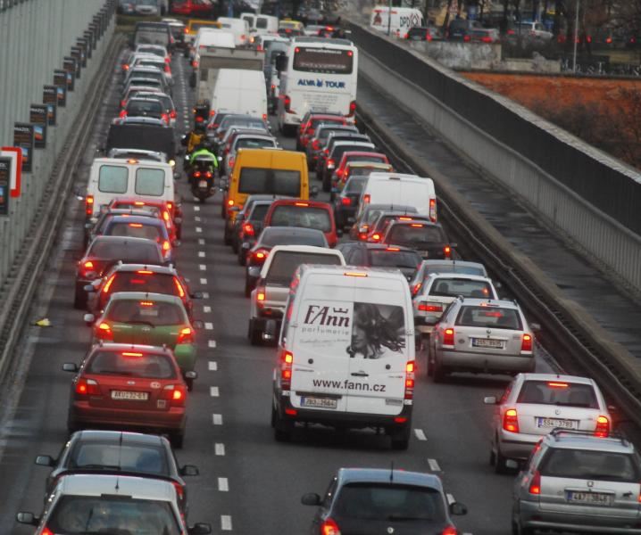 Dopravu_budoucnosti_ridi_data_Praha_vyuziva_nejmodernejsi_nastroje_pro_lepsi_prujezdnost_mestem.jpg