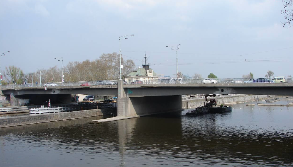 3121611_Hlávkův most