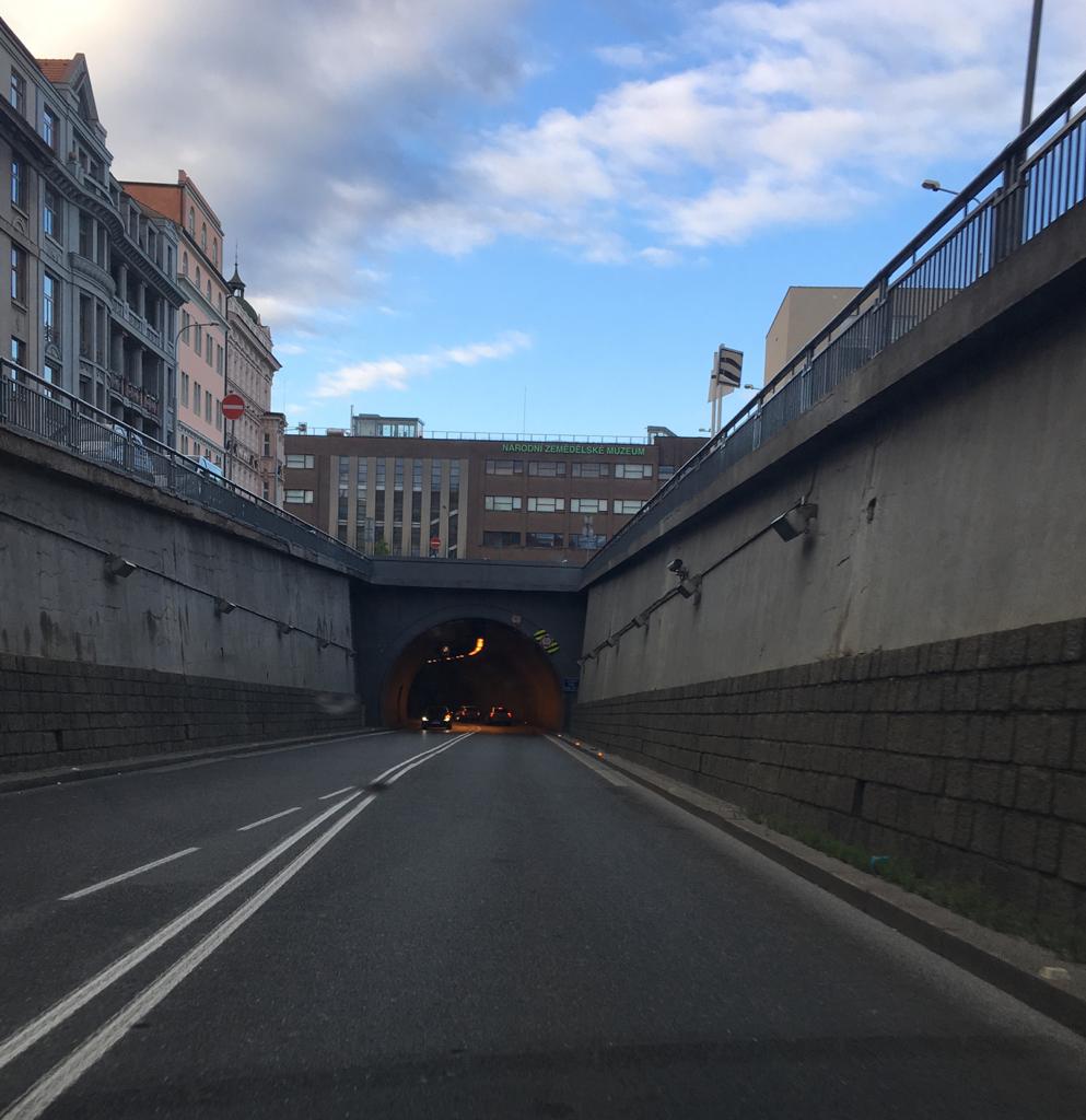 Letenský tunel