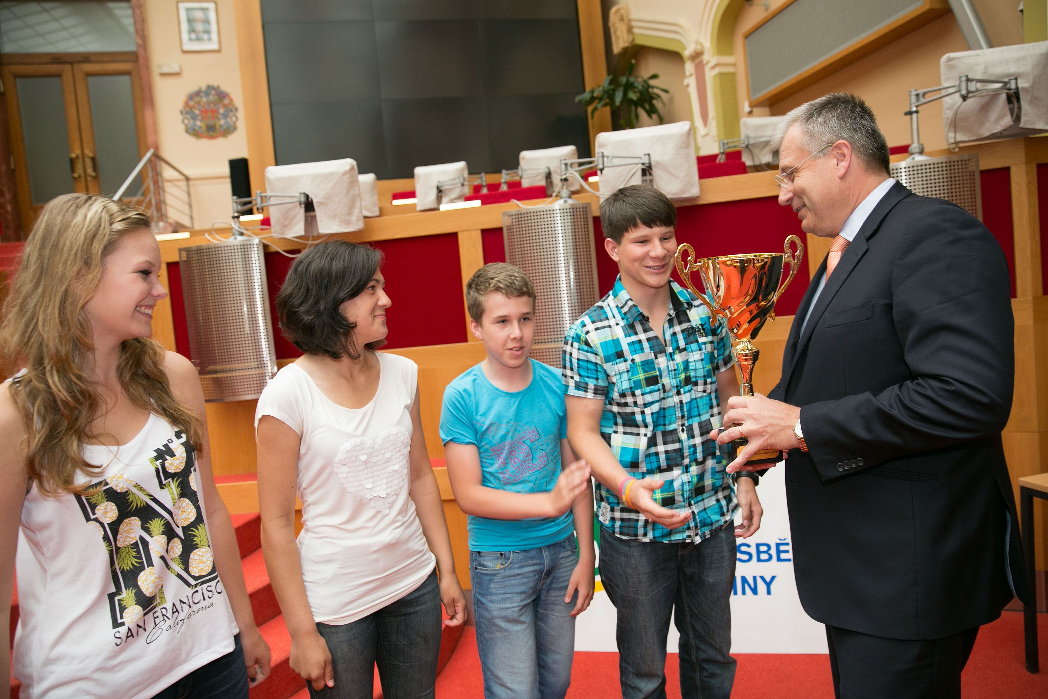 Letošní ročník sběrových ekologických soutěží na pražských školách má vítěze