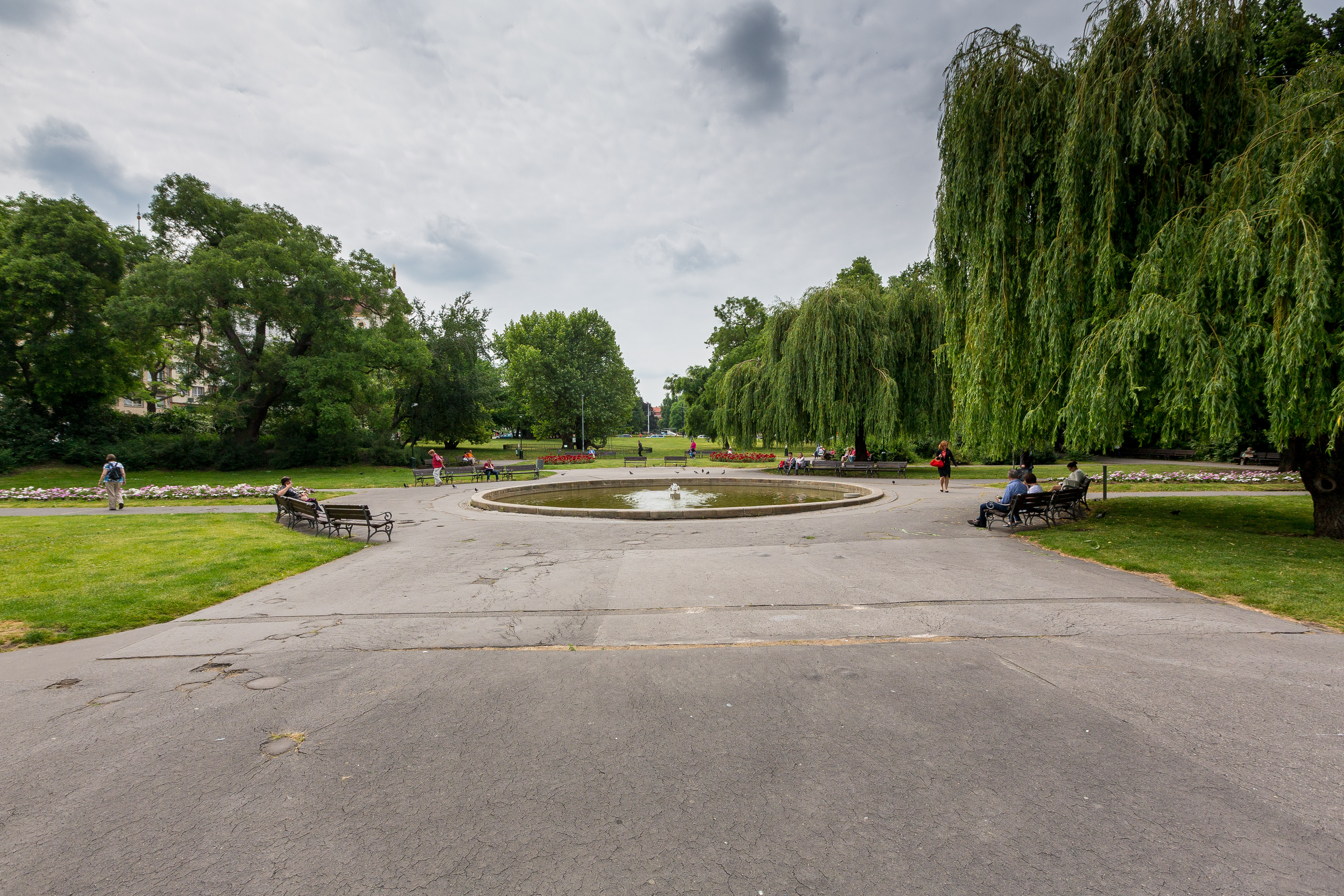 Park na Karlově náměstí se dočká proměny.