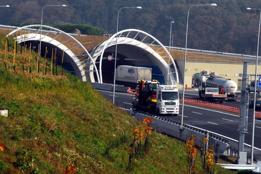 prazsky_okruh_tunel_vjezd