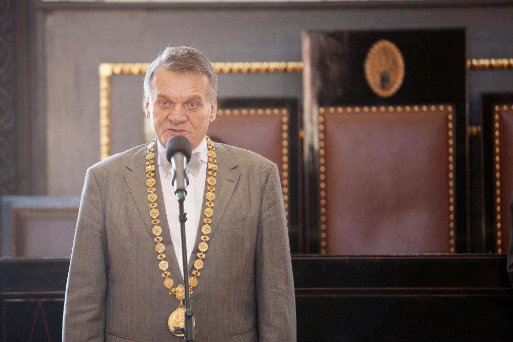 Primator_predal_ceny_vitezum_souteze_Prazskeho_jara_2013_05