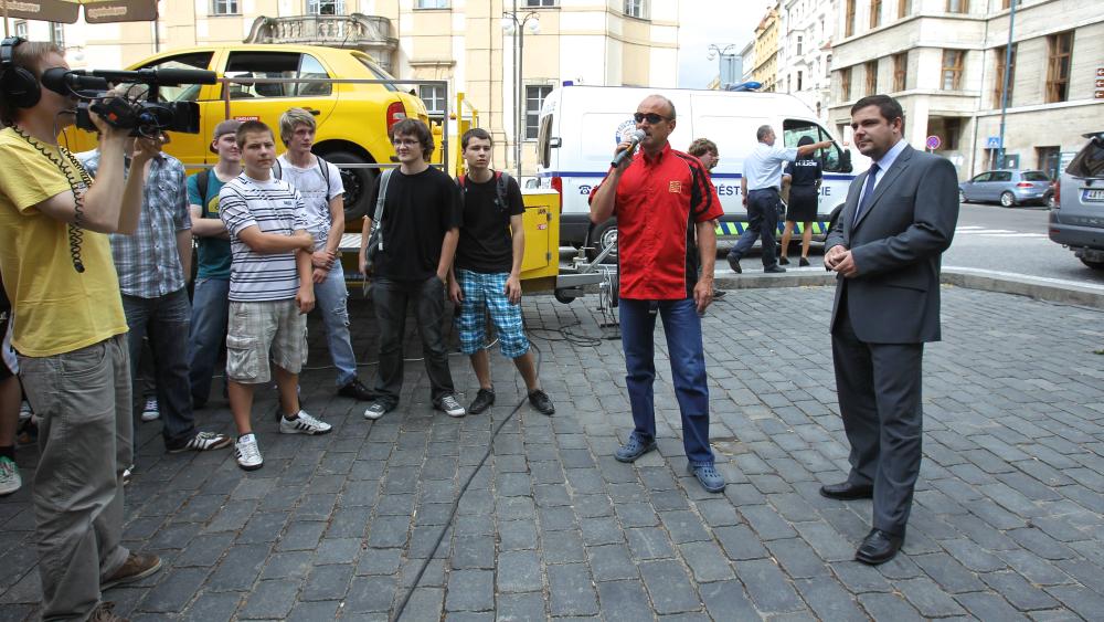 915586_2011-06-22 - Praha chce prázdniny bez nehod
