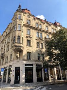 parizska_pred_02
