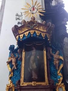 g007M_oltář v kostele sv. Ducha_po (8)