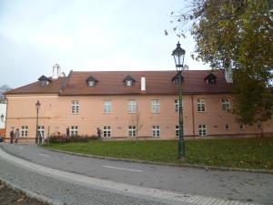 g009_U Lužického semináře 111_42_po (4)