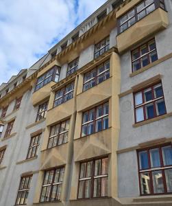 g031_Elišky Krásnohorské 1021_12