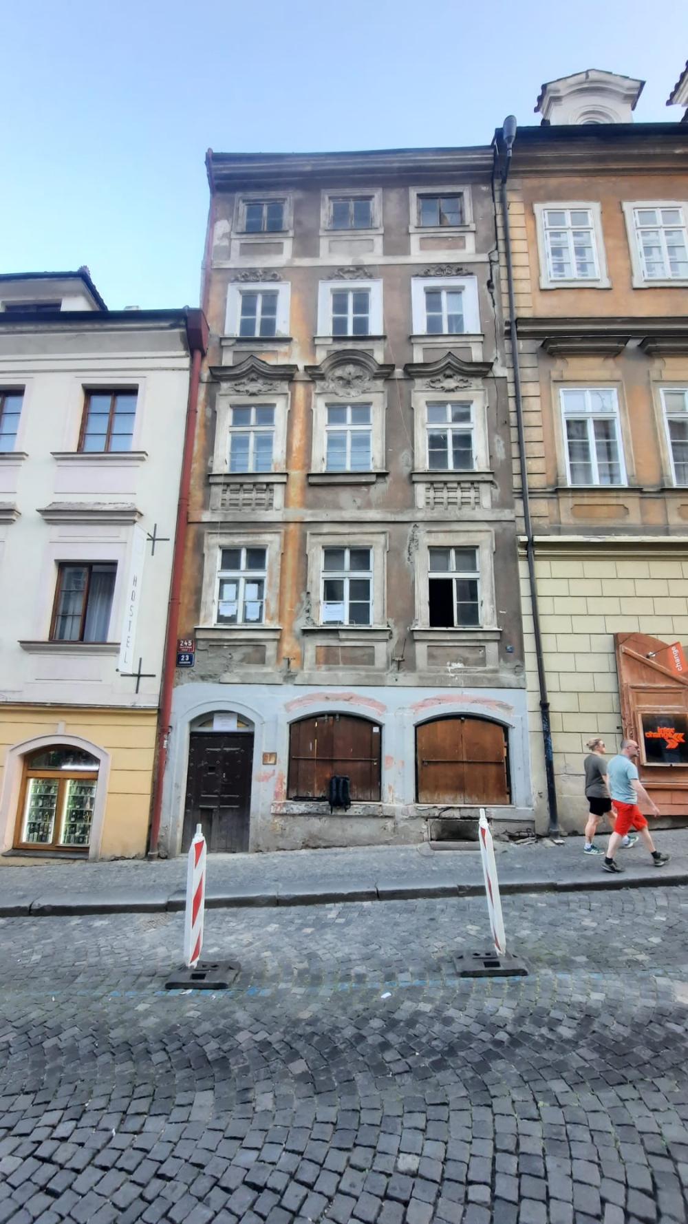 Nerudova 23_pred (1)