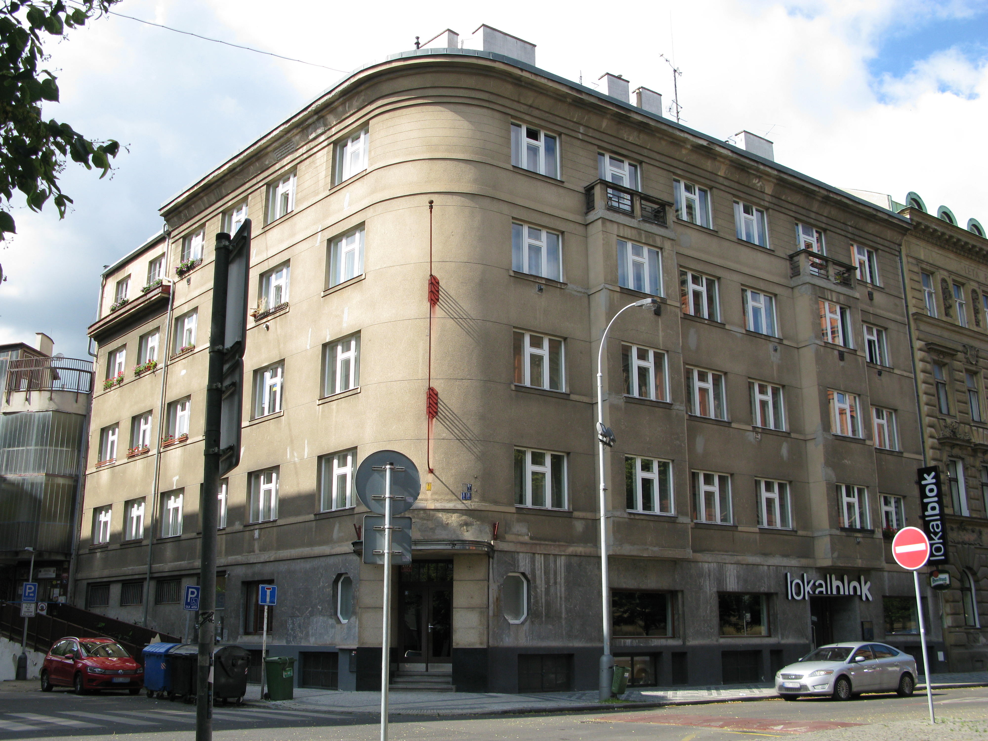 nám. 14. října 10