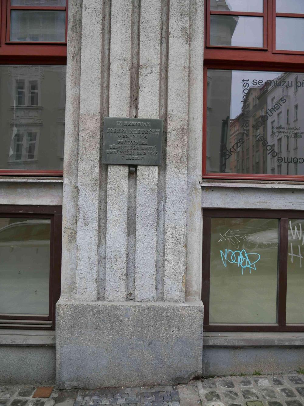 Veletržní 826_pred (1)