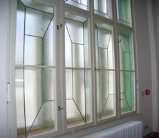 okenní vitraje po rekonstrukci