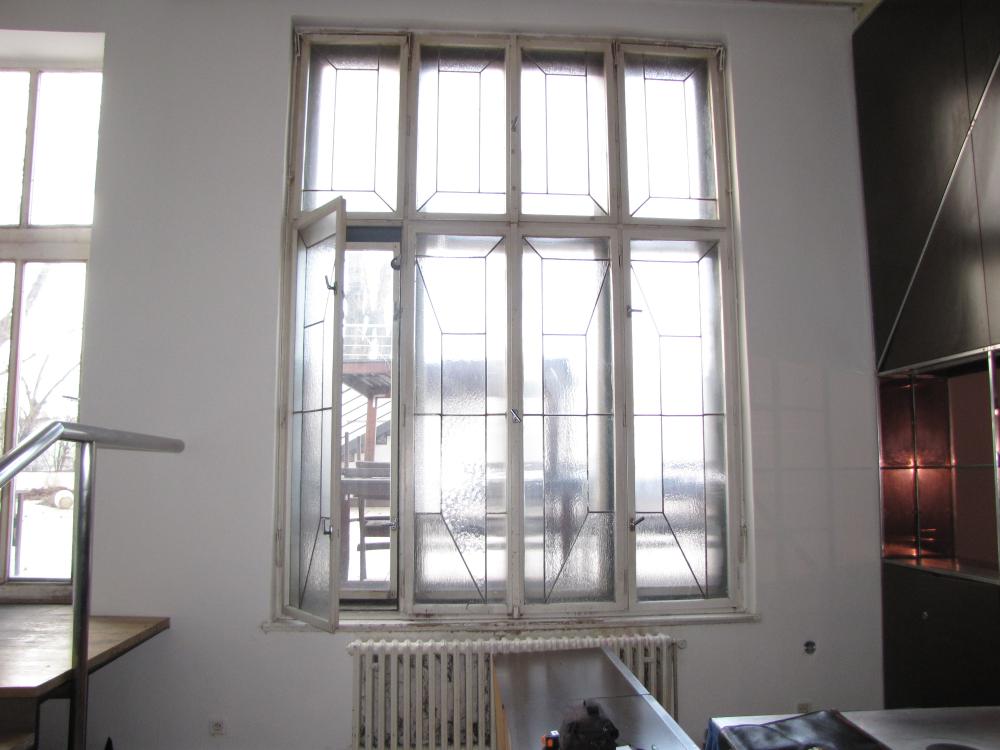 okenní vitraje před rekonstrukcí