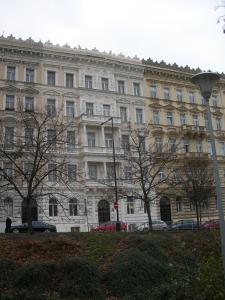 Čelakovského sady 10