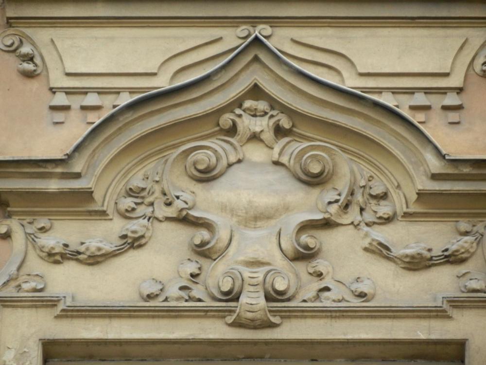 fasada_ulice_3NP_vyzdoba_arkyr_detail