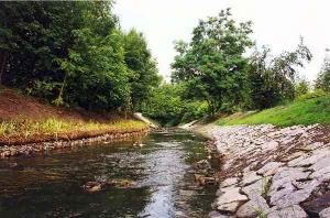 x06_04_oprava_koryta_v_hloubetine_04_jpg