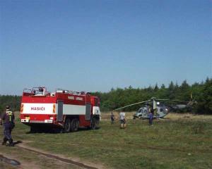 28.4.2007 - Cvičení prověřilo i spolupráci dobrovolných hasičů s armádou