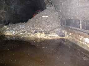 455450_Havárie kanalizační stoky v Těšnovském tunelu