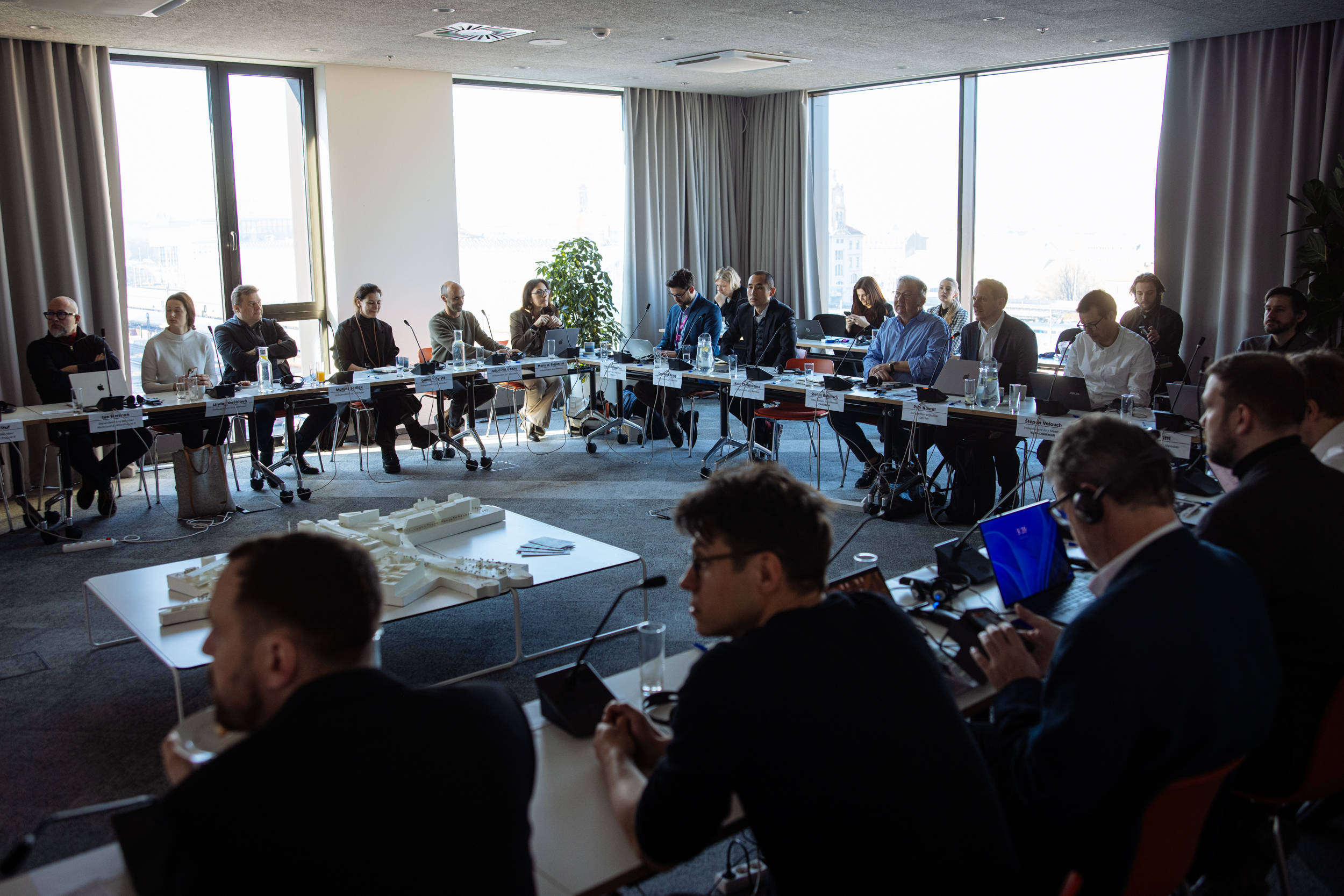 Zasedání mezinárodní poroty soutěže 20. února 2025