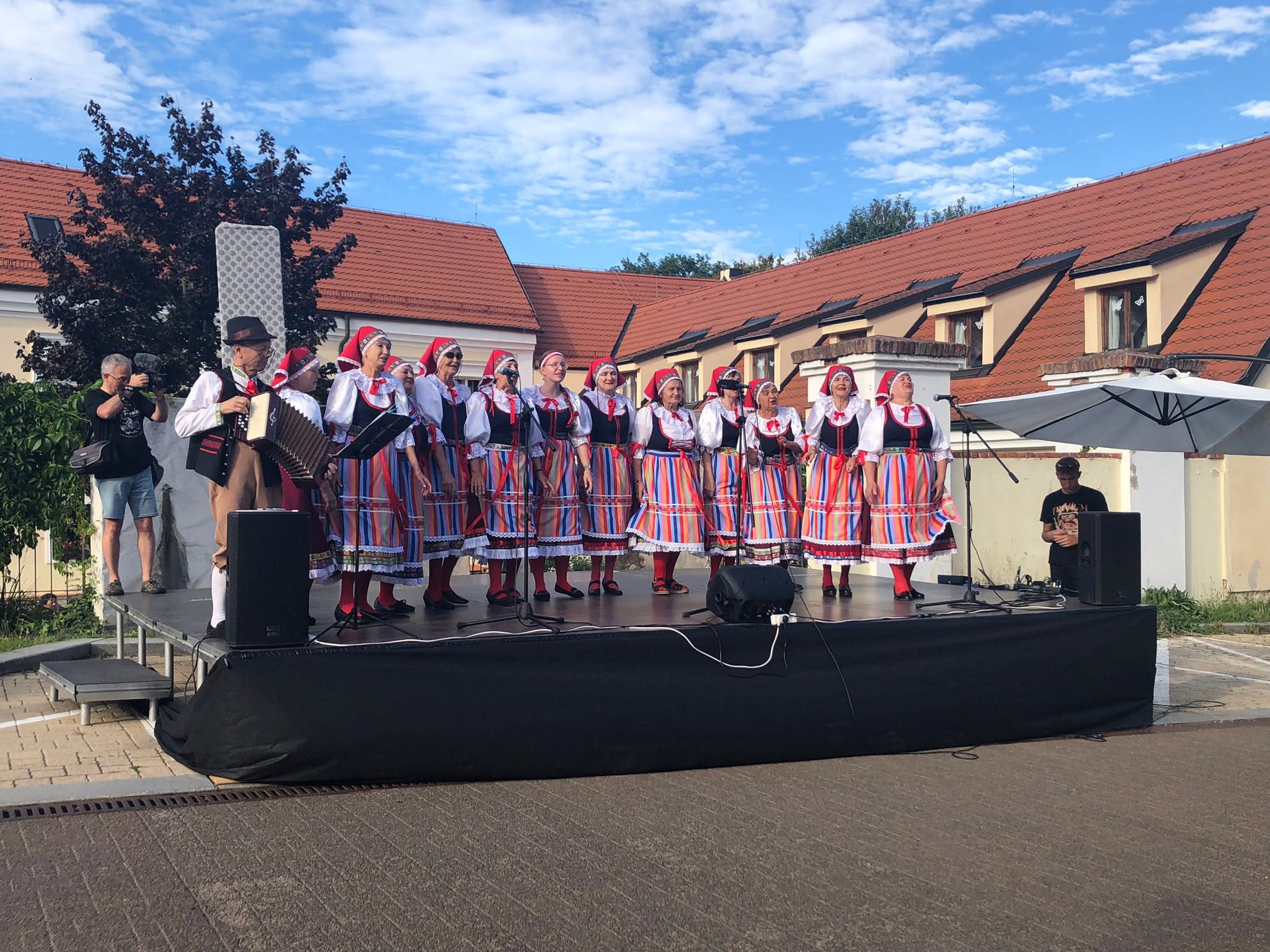 Mezinárodní krajanský festival v Dolních Chabrech