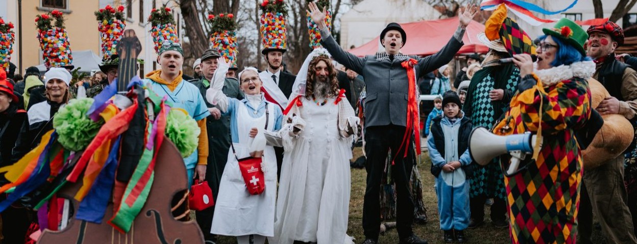 Masopust v areálu Ctěnického zámku