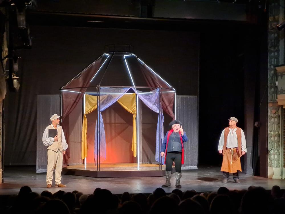 ze zkoušky divadelního představení Lucerna