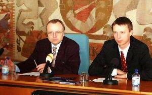Radní Igor Němec a ředitel České centrály cestovního ruchu David Gladiš (vpravo).
