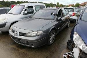 123_24_renault_laguna_7p1_9290