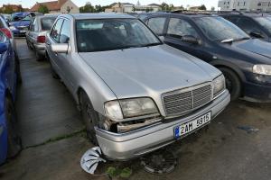 131_24_mercedes_2am_5915