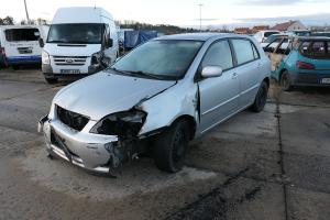 3_25_toyota_corolla_hdyx7777
