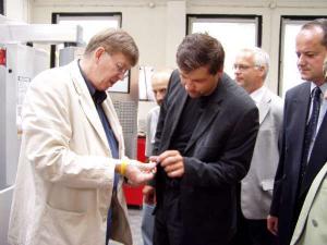 498356_6.9.2006 &#8211; Radní hl.m. Prahy Jan Štrof dnes odpoledne slavnostně otevřel novou počítačovou učebnu za více než čtyři miliony korun ve Střední průmyslov...