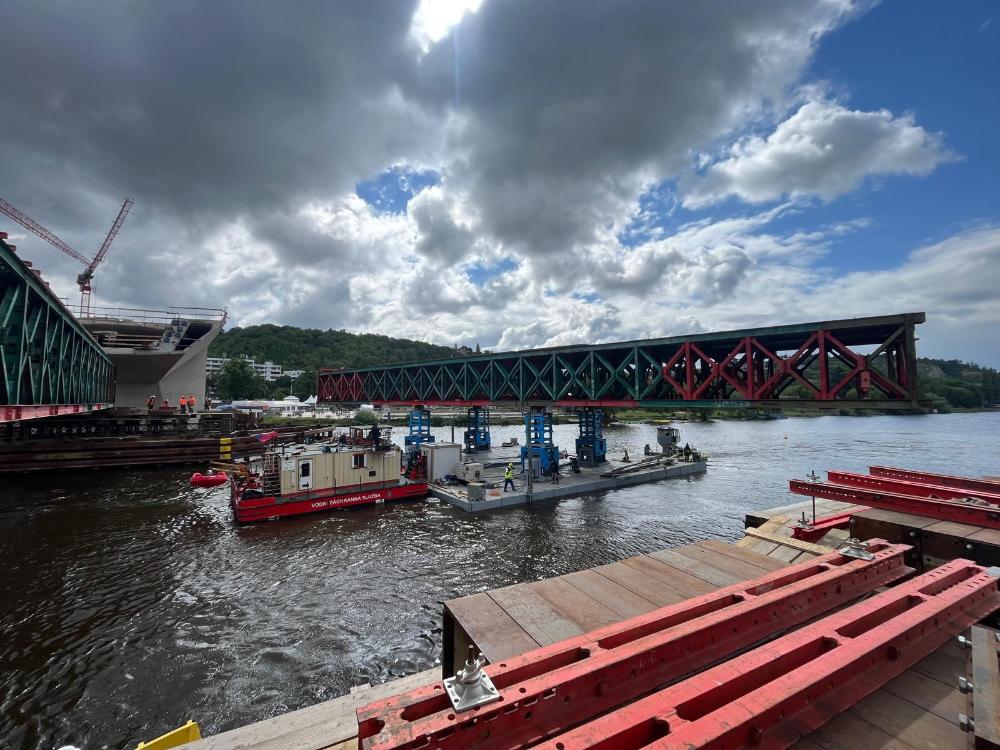 15.5.2025 - přesun ŽM16 pro nosnou konstrukci takt č. 6 (5)