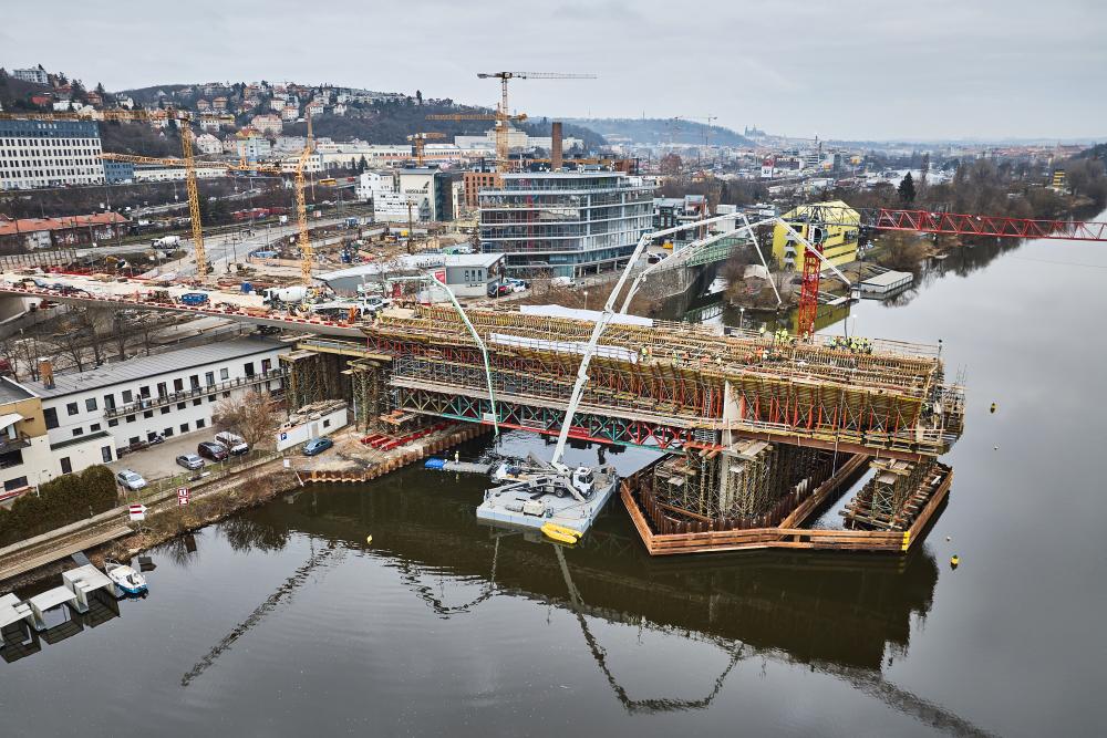 6.2.2025 - betonáž nosné konstrukce takt č. 4 (1)