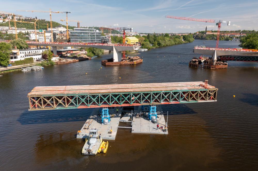 8.5.2025 - přesun ŽM16 pro nosnou konstrukci takt č. 6 (1)