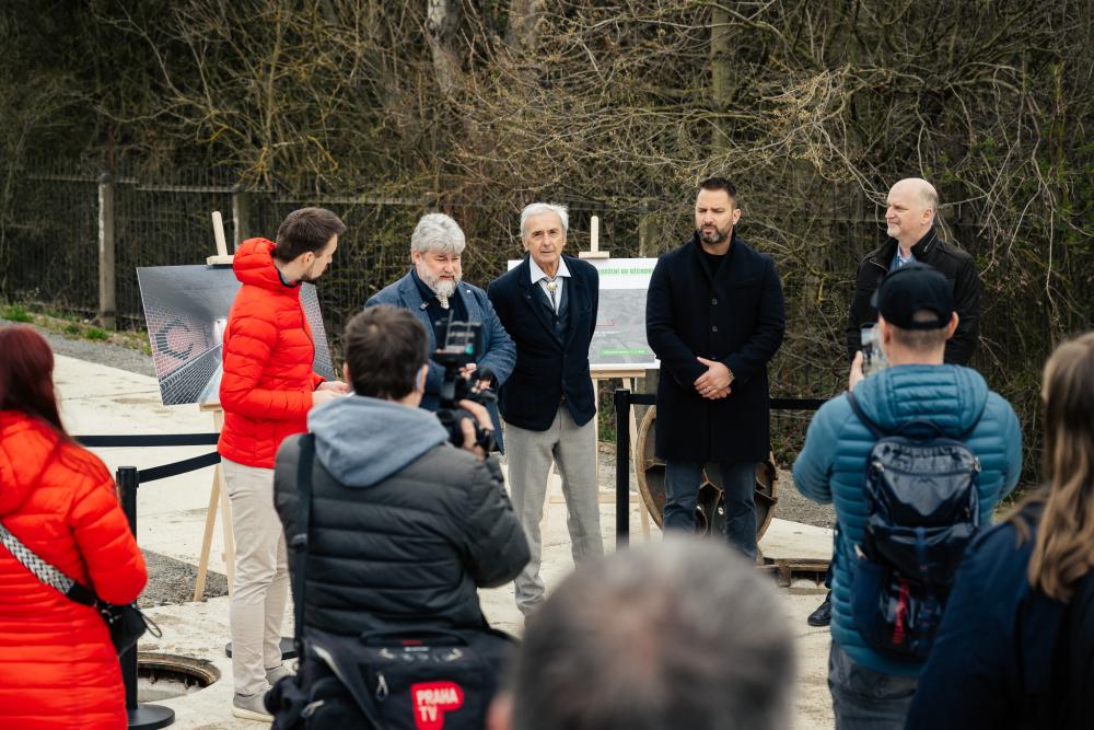 LW_260401_CERHRA_PRAGUE_CZ_LQ_0026