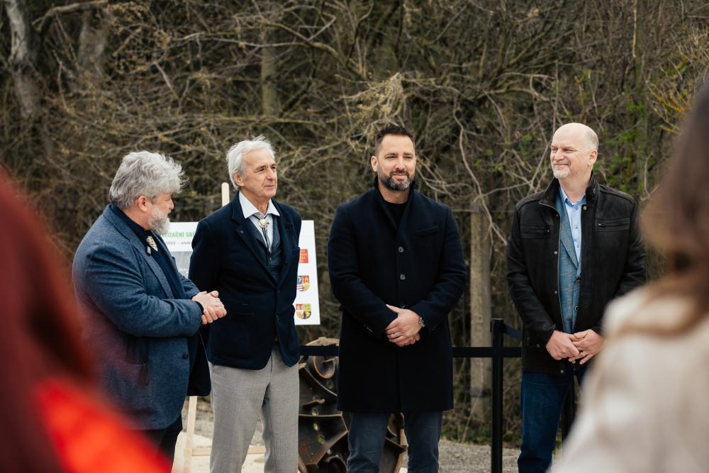 LW_260401_CERHRA_PRAGUE_CZ_LQ_0031